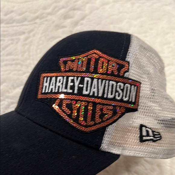 Harley-Davidson Black and White Trucker Hat - Picture 2 of 8